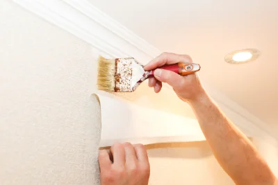 Pose de papier peint à Corquoy — revêtements muraux et toiles de verre